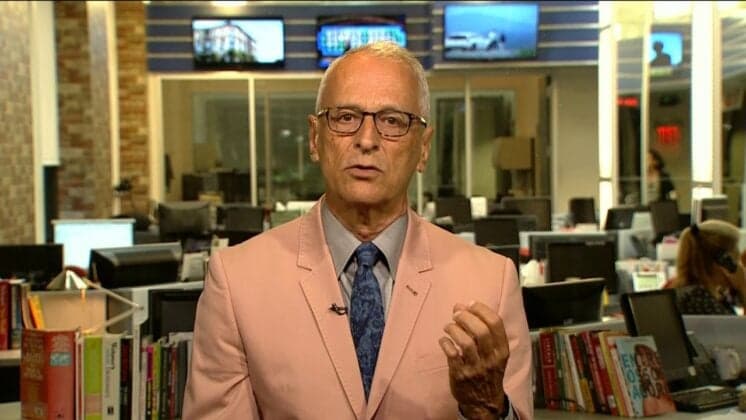 "Brad Pitt é travado e não impressiona pela inteligência", afirma repórter da Globo