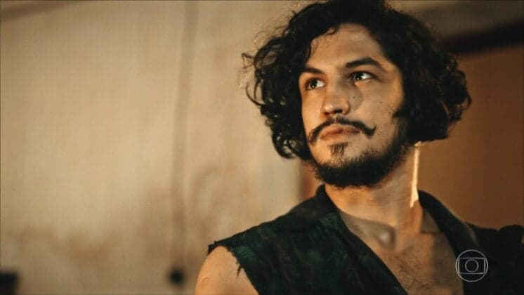 "Velho Chico": Miguel salva Encarnação da morte
