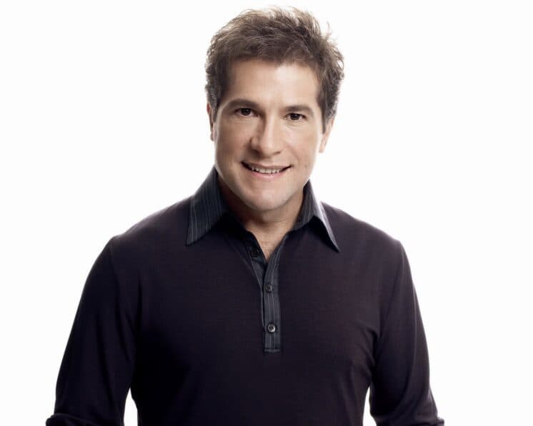 "Já fiquei uma noite toda fazendo amor", revela cantor Daniel