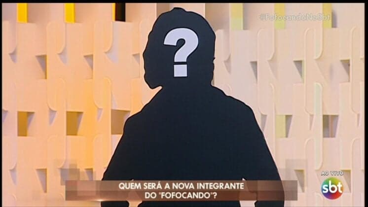 "Fofocando" revela quem é a terceira apresentadora do programa