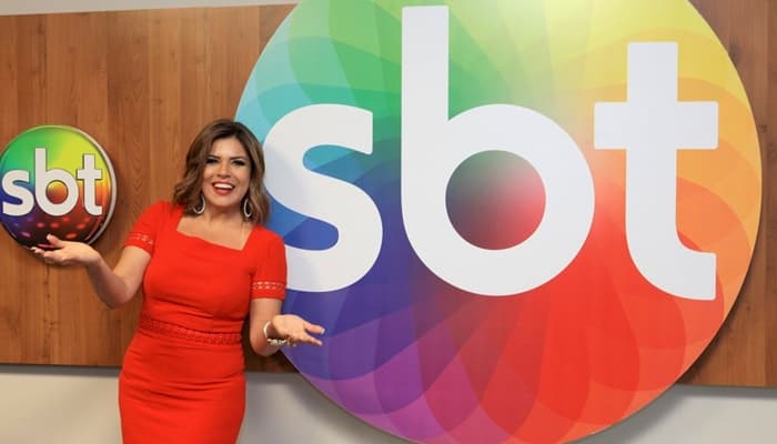 Mara Maravilha assina com SBT para apresentar o "Fofocando": "Era meu maior sonho"