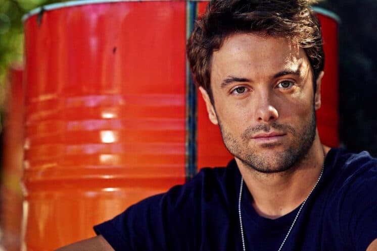 Após 14 anos na Globo, Kayky Brito assina com a Record