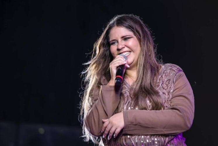 "Me aceito, me acho linda", diz Marília Mendonça sobre críticas ao corpo