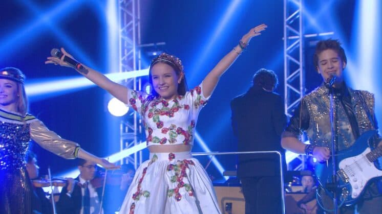 Elenco de novela do SBT revela que emissora não pagou cachê