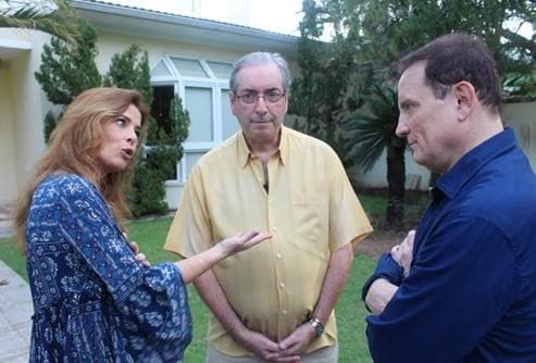 Roberto Cabrini faz entrevista exclusiva com Eduardo Cunha e esposa