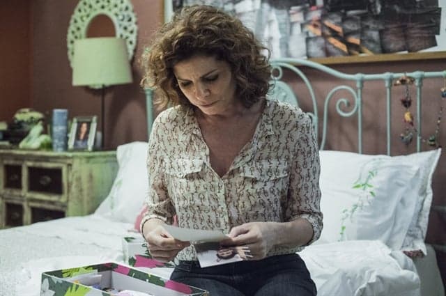 "Justiça": Elisa fica chocada ao descobrir lado oculto da filha assassinada, Isabela