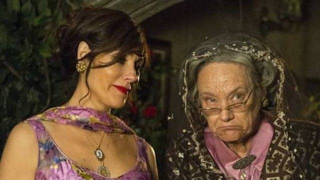 "Velho Chico": Encarnação pede perdão a Iolanda: "Você foi a filha que Deus não me deu!"
