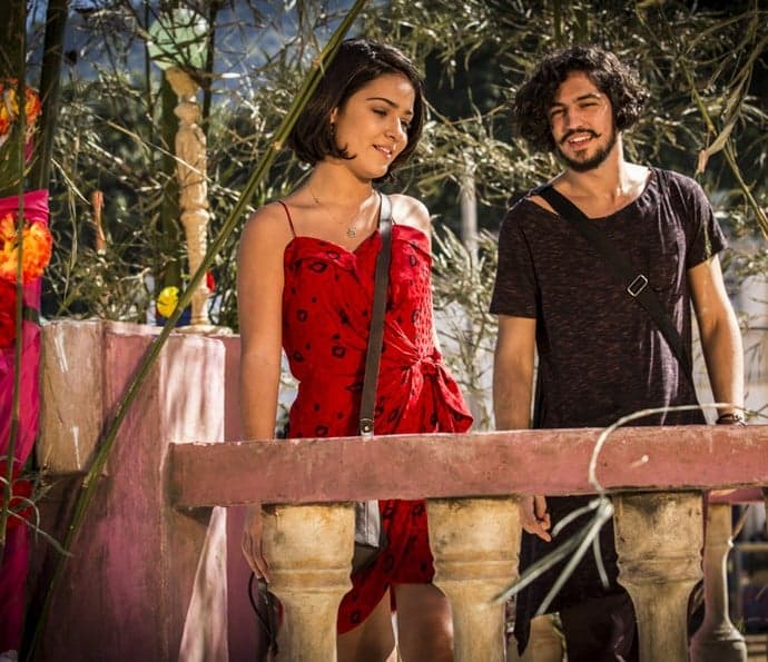 "Velho Chico": Olívia anuncia gravidez e Miguel a pede em casamento