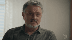 Guido (Werner Schünemann) em cena de "Haja Coração" (Foto: Reprodução/Globo)