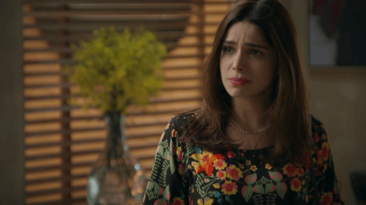"Haja Coração": Shirlei descobre armação e bate em Carmela