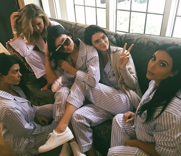 Após assalto, Kardashians se afastam totalmente das redes sociais