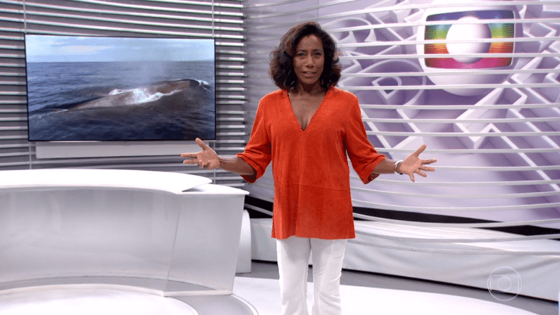 Glória Maria no comando do "Globo Repórter" (Foto: Reprodução/Globo) Glória Maria no comando do "Globo Repórter" (Foto: Reprodução/Globo)