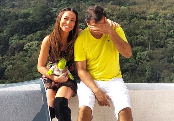 Geraldo Luis recebe dicas amorosas no "Programa da Sabrina" deste sábado (01)