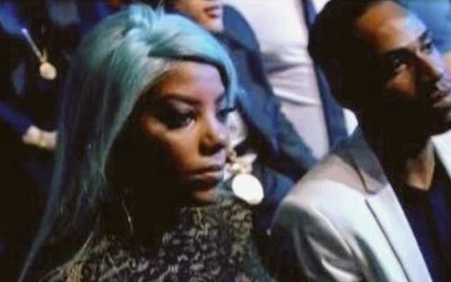 Ludmilla se incomoda com críticas ao seu mau humor: "Às vezes, estou com TPM ou briguei com o boy"