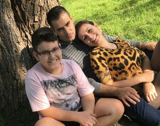 Andressa Urach teria feito chantagem para voltar com ex-marido