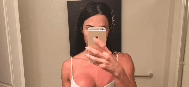 Gracyanne Barbosa posa de lingerie e chama atenção