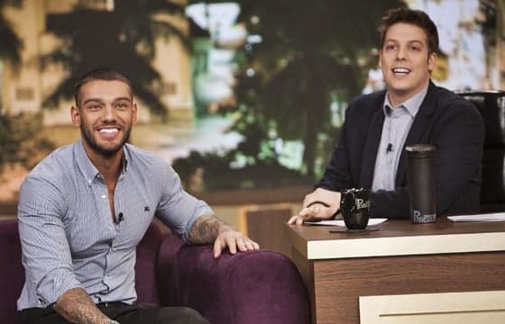 Ciumento, Lucas Lucco revela já ter entrado em briga por conta da mãe