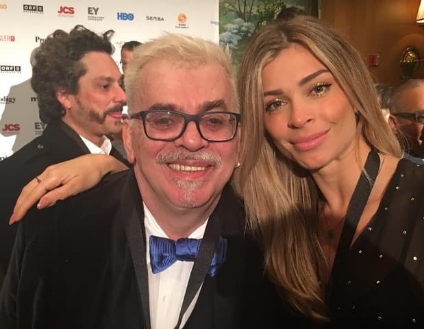 Grazi Massafera e Walcyr Carrasco publicam foto em coquetel do Emmy Internacional