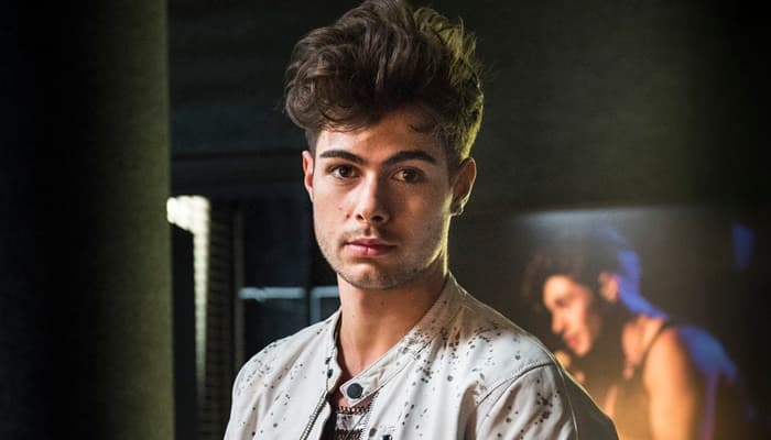 Em "Rock Story", Rafael Vitti será filho de ex-gari; "Ele tem muito a aprender", diz ator