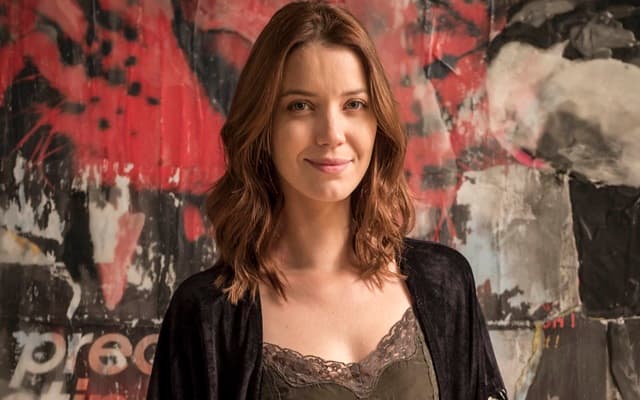Após jornada de trabalho, Nathalia Dill quer tirar férias da Globo