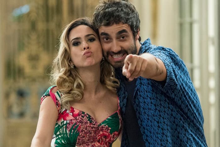 http://tvfoco.uai.com.br/wp-content/uploads/2015/05/Daniela-Mercury.jpg