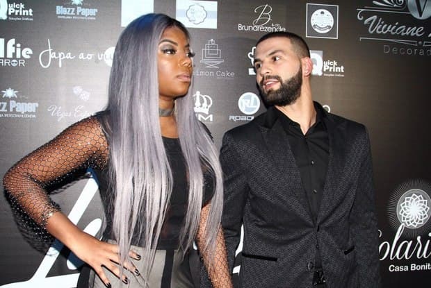 Cantora Ludmilla reata namoro com Xerxes Frechiani