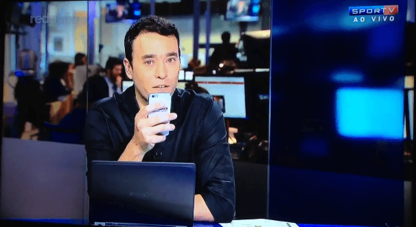 Em dia de luto, jornalista do SporTV quebra regra e pede "licença" para exibir imagens do Fox Sports; assista