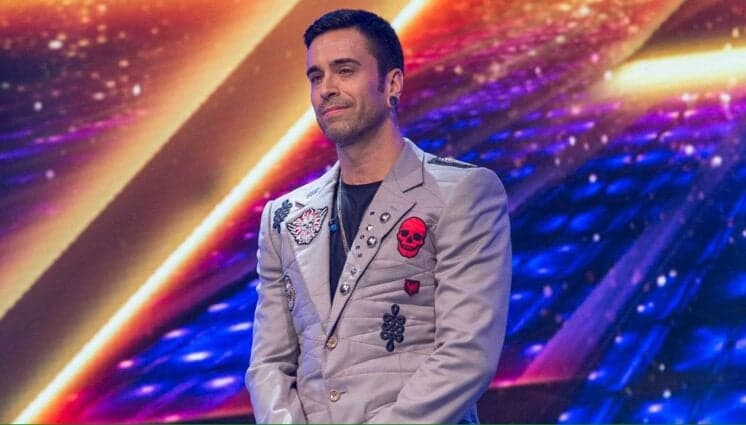 "X Factor" chega ao final de sua primeira temporada elegendo Cristopher Clark como o grande vencedor