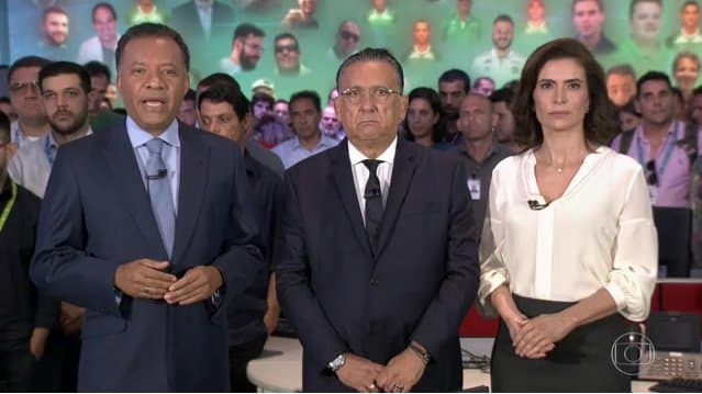 "Jornal Nacional" faz homenagem histórica às vítimas da tragédia da Chapecoense