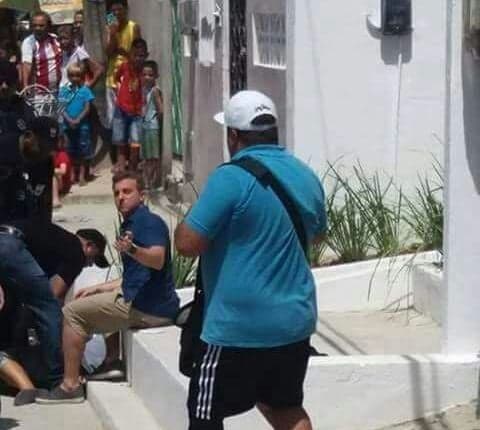 Mulher tenta se matar na frente do apresentador Luciano Huck e corta os pulsos