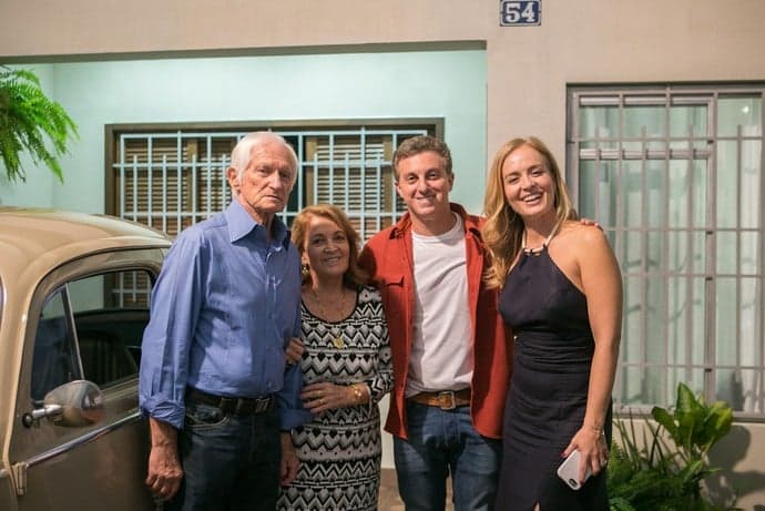 Luciano Huck constrói réplica da antiga casa de Angélica em São Bernardo do Campo