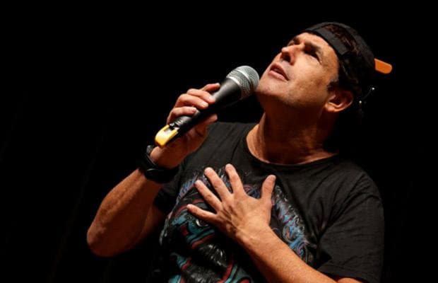 Sergio Mallandro revela tomar Viagra e diz que está namorando: "Um Pokemón de 33 aninhos"