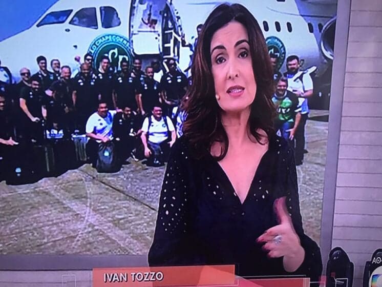Com queda de avião e morte de jornalistas, Globo monta programa de Fátima Bernades de última hora