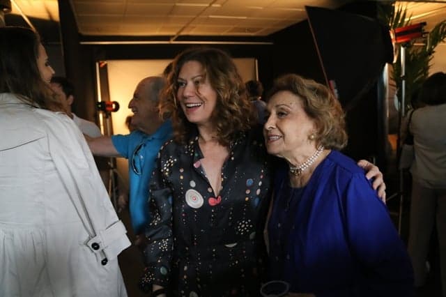 http://tvfoco.uai.com.br/wp-content/uploads/2015/05/Daniela-Mercury.jpg