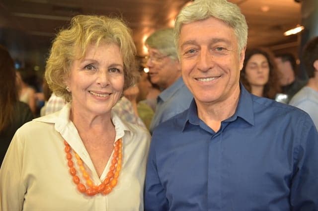 http://tvfoco.uai.com.br/wp-content/uploads/2015/05/Daniela-Mercury.jpg