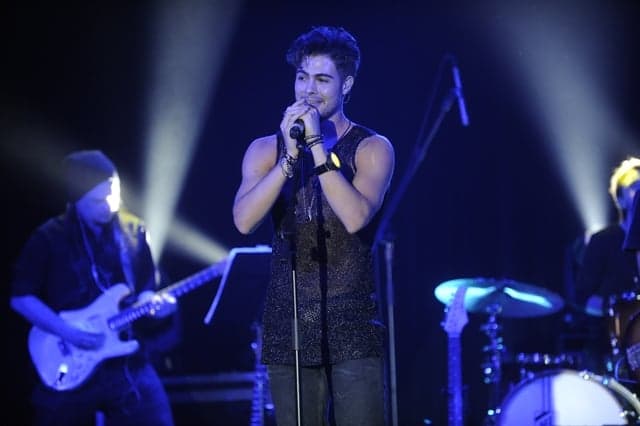 Globo lança novela "Rock Story" com pocket show do elenco musical