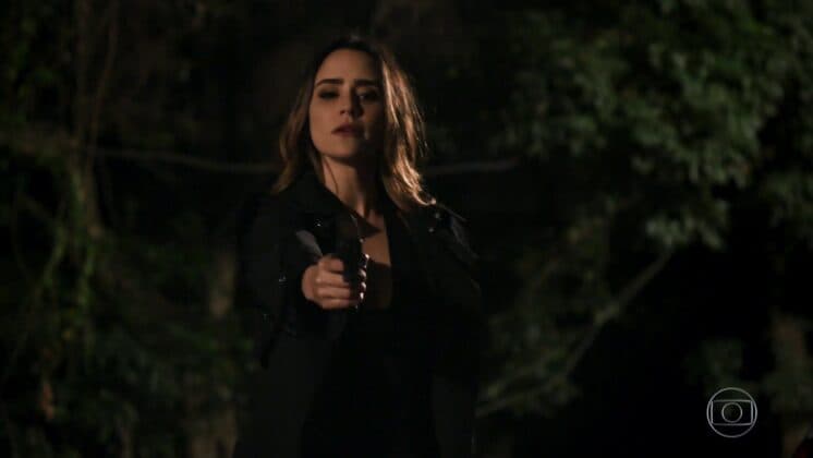 "Haja Coração": Bruna luta com Camila e morre ao cair sobre a arma