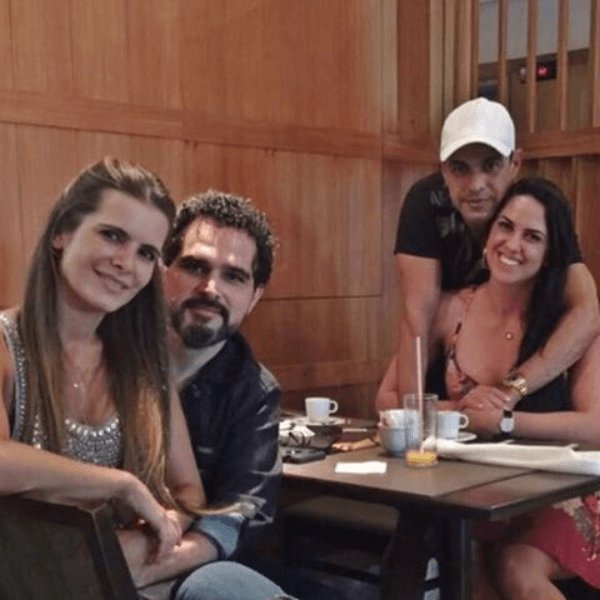 Luciano defende namorada de Zezé em rede social e esclarece polêmica com irmão
