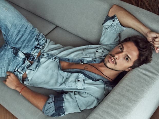 Após "Malhação", Ycaro Tavares assina com a Record e fará novela bíblica
