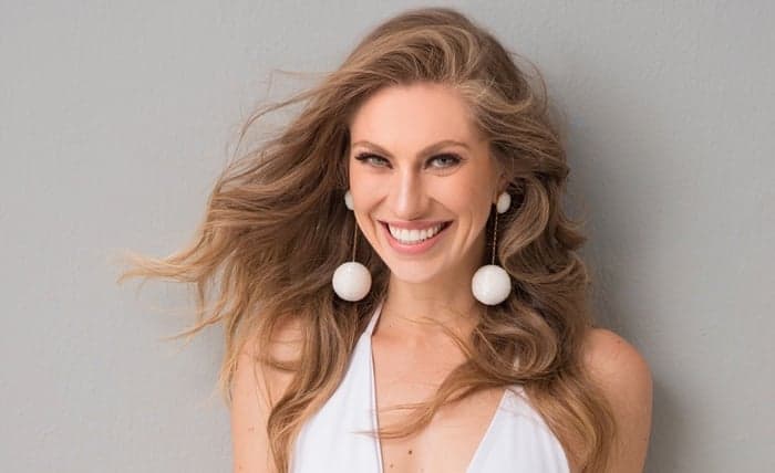 De volta à Globo após 14 anos, Lana Rhodes espera continuar na emissora: "Dependo do povo"