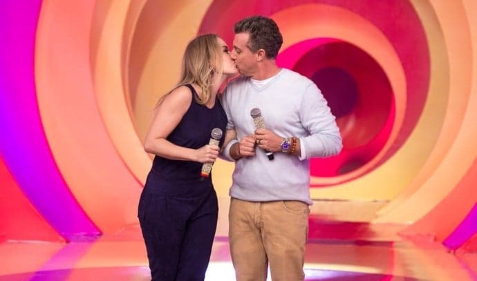 De religiões diferentes, Angélica e Luciano Huck não discutem o tema no casamento