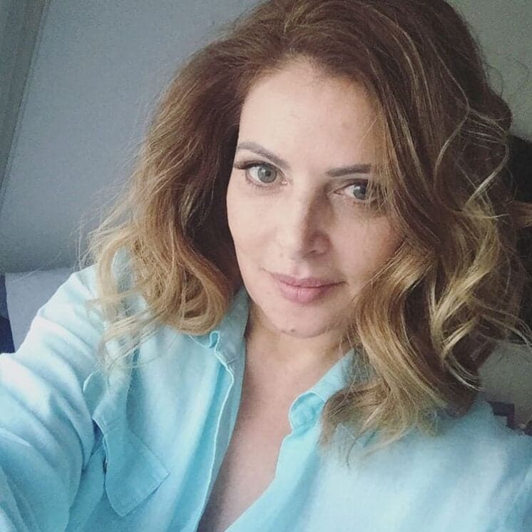 Sônia Lima fez mastectomia de prevenção: "Decidimos que seria melhor retirar as mamas"