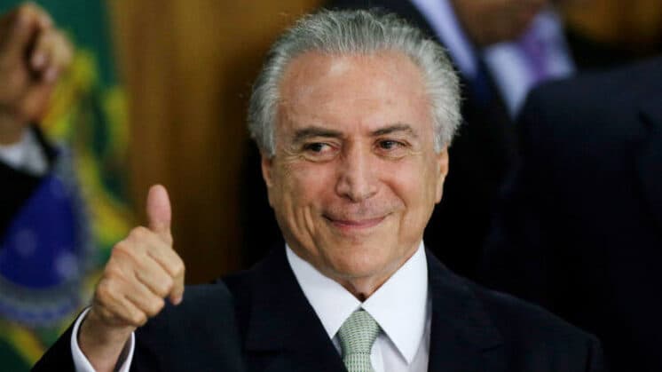 Roda Viva faz entrevista ‘chapa branca’ com Presidente Temer e é criticado na internet