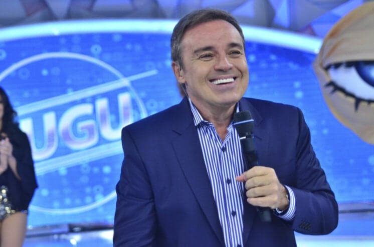 Gugu deve anunciar seu futuro na Record na próxima semana