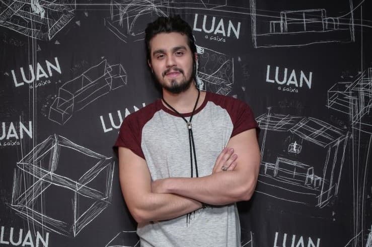 Luan Santana nega que tenha voltado a namorar com Jade