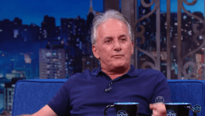 Otávio Mesquita em entrevista ao "The Noite" (Foto: Reprodução/SBT)