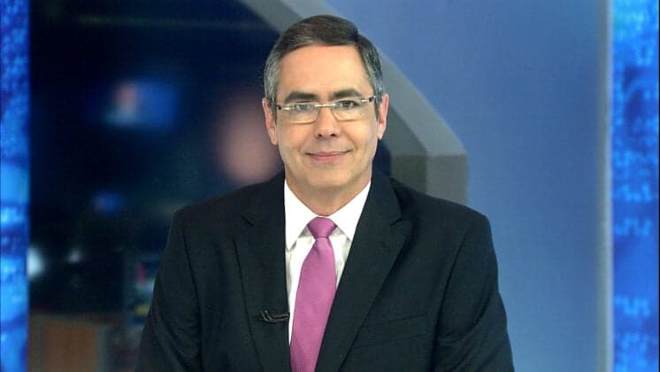 "Lugar de mulher é na cozinha", dispara âncora do "Jornal da Noite", após "MasterChef"