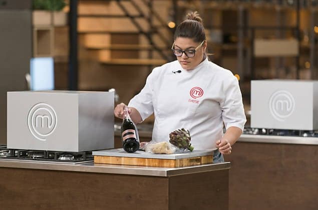 Dayse bate em preconceito e vence a grande final do "Masterchef Profissionais"