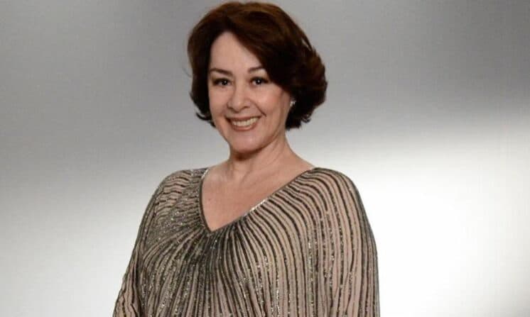 "Estou indo para os 70 anos e vou fazer muitos nudes", revela Nívea Maria