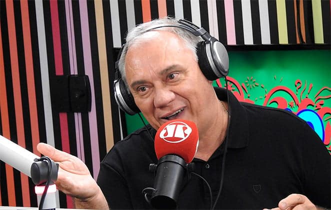 Programa de Marcelo Rezende é engavetado na Record